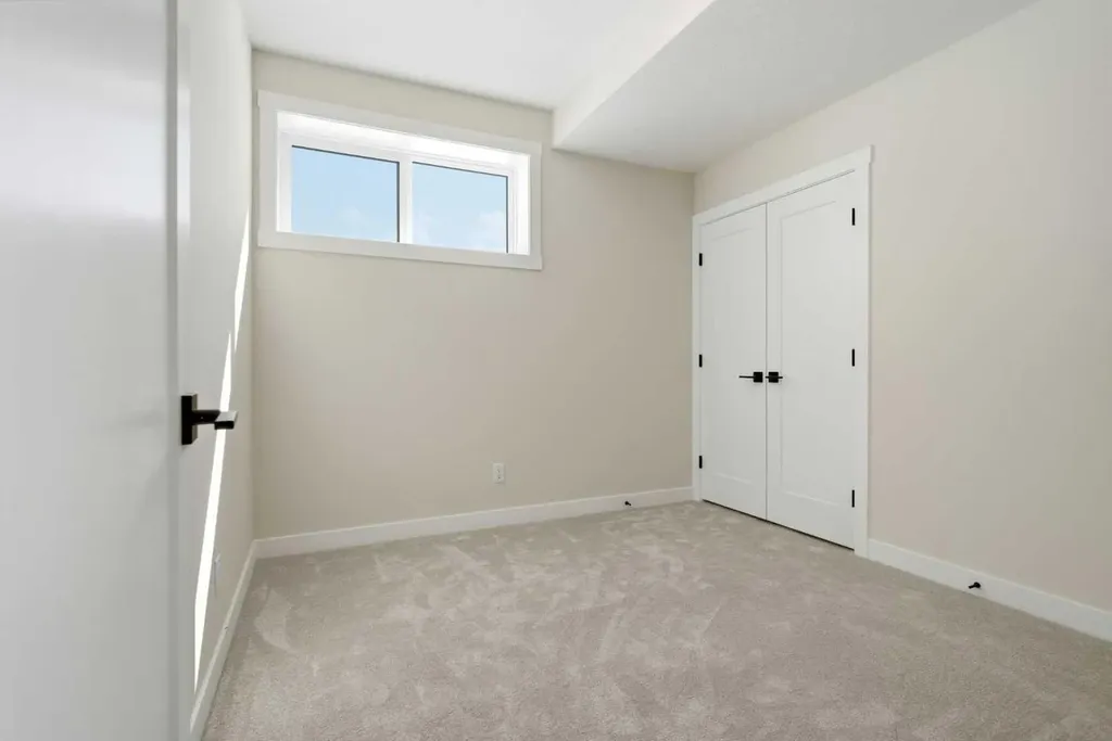 302 Kinniburgh Loop Chestermere AB T1X 3C3