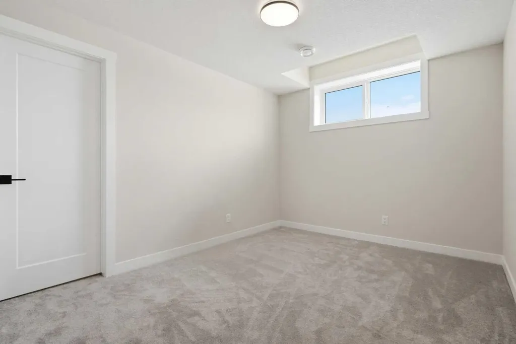 302 Kinniburgh Loop Chestermere AB T1X 3C3