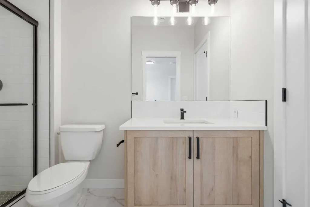 302 Kinniburgh Loop Chestermere AB T1X 3C3