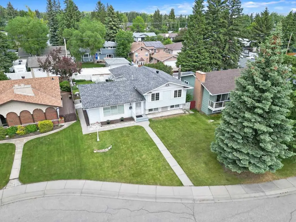 1112 Lake Sylvan Place SE Calgary AB T2J 2P6