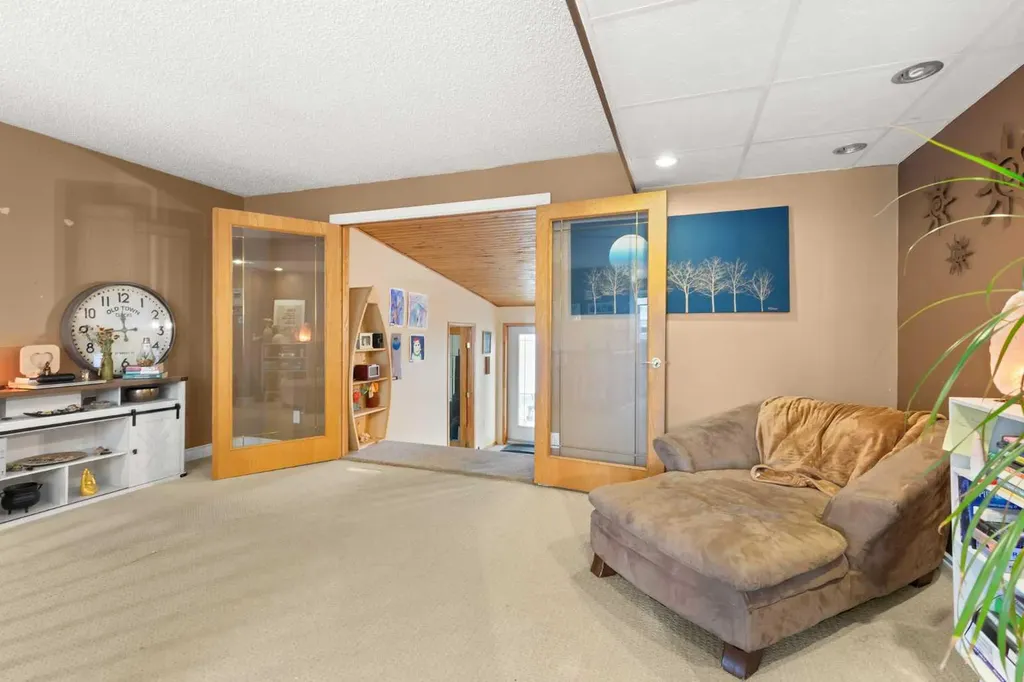 409 8 Street NE Medicine Hat AB T1A 5R8