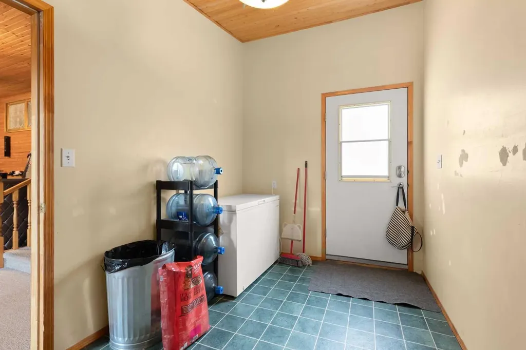 409 8 Street NE Medicine Hat AB T1A 5R8