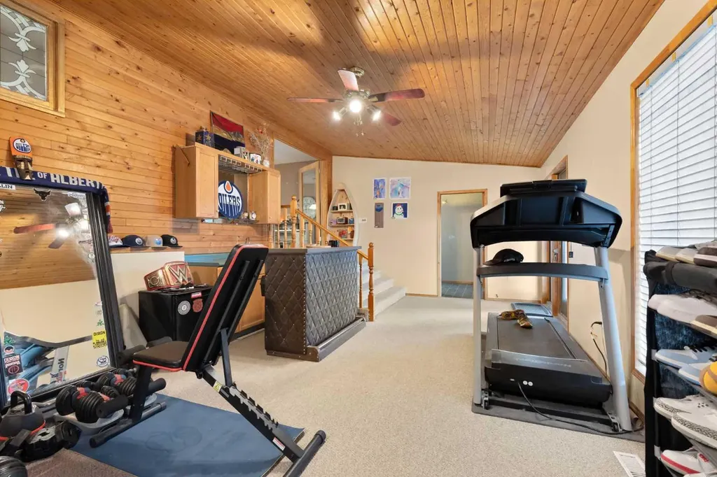 409 8 Street NE Medicine Hat AB T1A 5R8