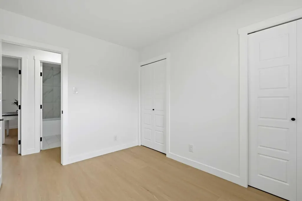 708 Sacramento Place SW Calgary AB T2W 0R5