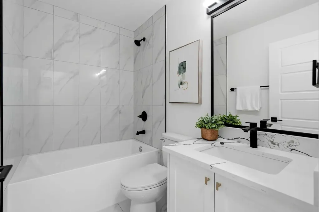708 Sacramento Place SW Calgary AB T2W 0R5