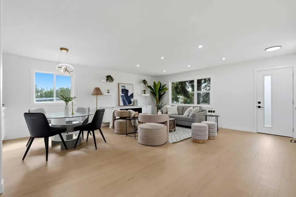 708 Sacramento Place SW Calgary AB T2W 0R5