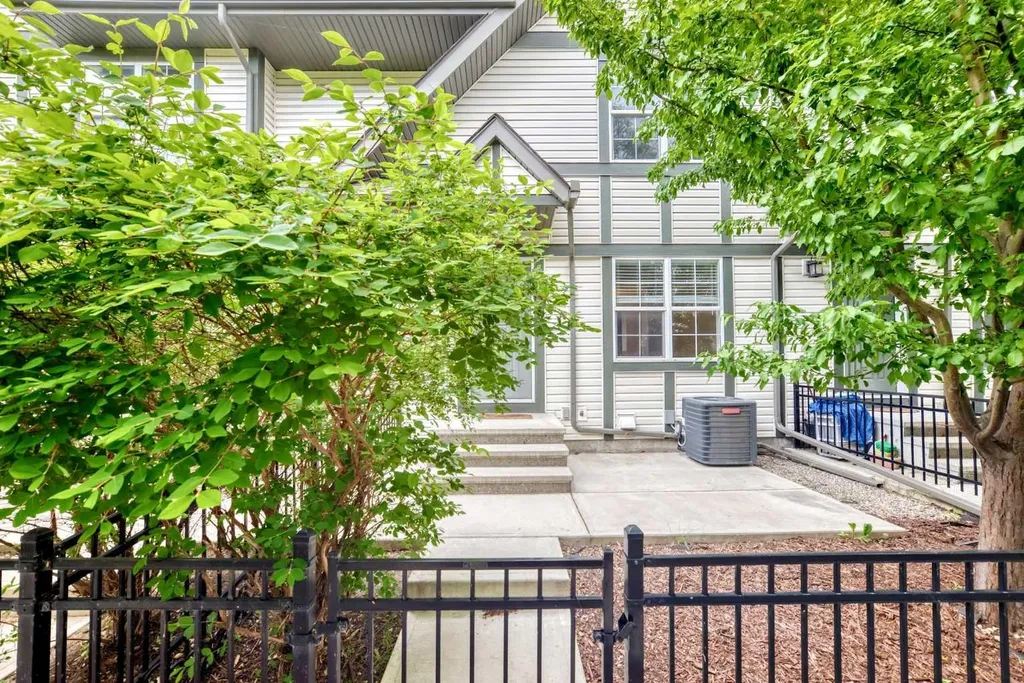 413 Cranford Court Calgary AB T3M0W1