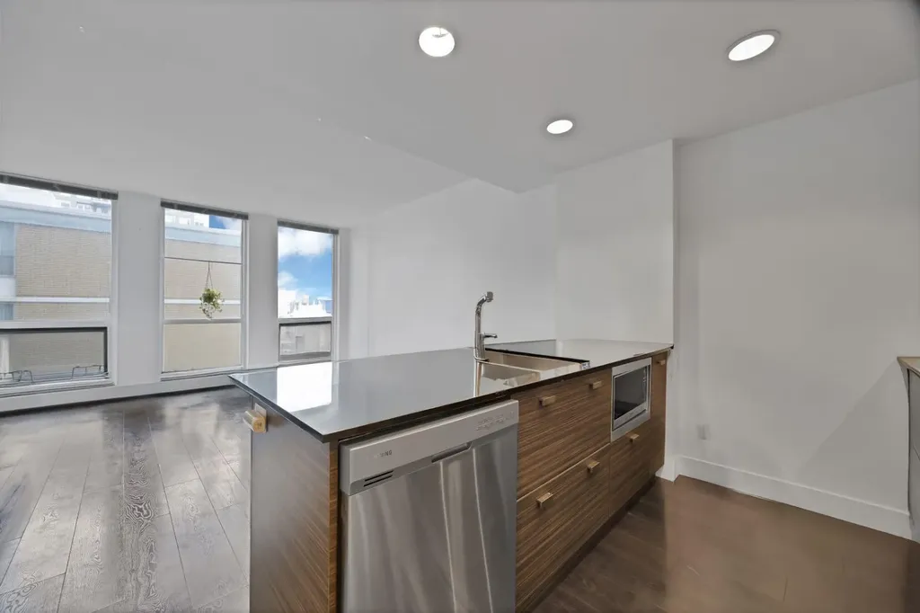 1500 7 Street SW Calgary AB T2R 1A7