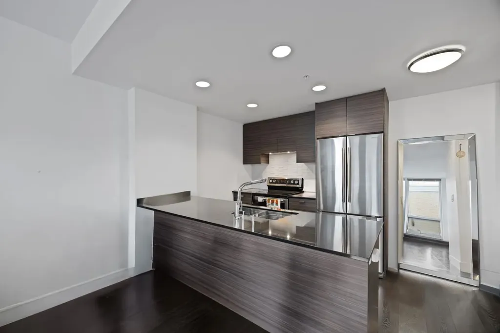 1500 7 Street SW Calgary AB T2R 1A7