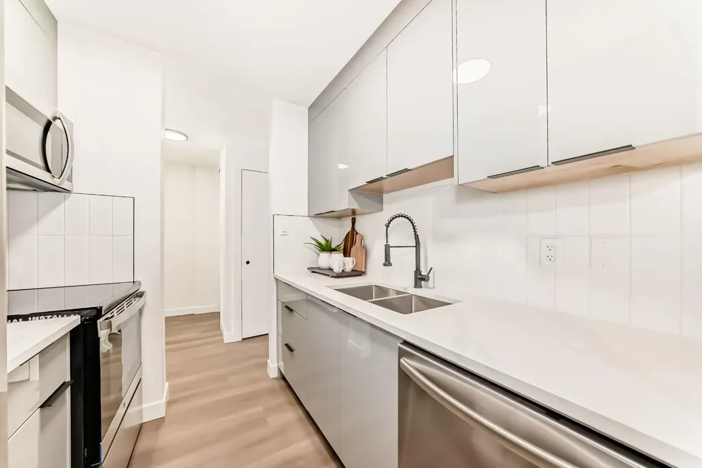 315 Heritage Drive SE Calgary AB T2H1N2
