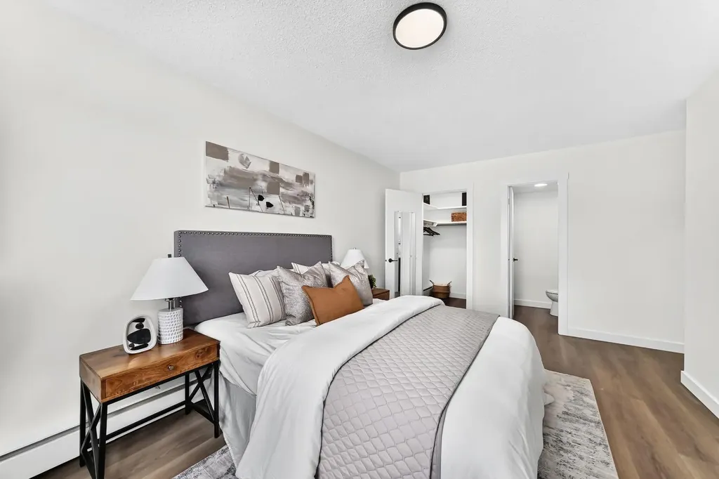 315 Heritage Drive SE Calgary AB T2H1N2