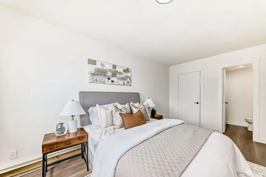 315 Heritage Drive SE Calgary AB T2H1N2