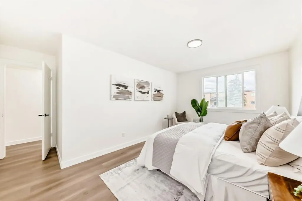 315 Heritage Drive SE Calgary AB T2H1N2