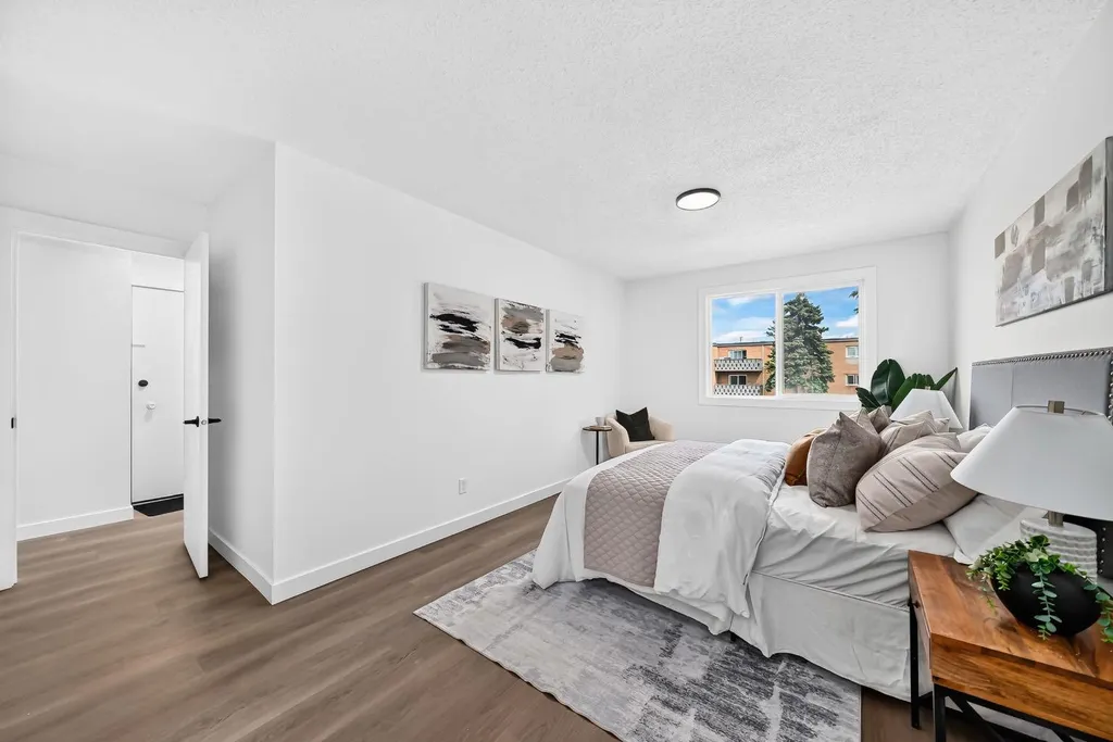315 Heritage Drive SE Calgary AB T2H1N2
