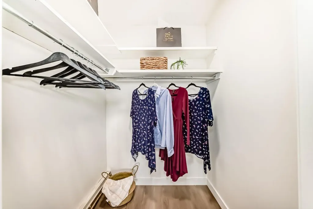 315 Heritage Drive SE Calgary AB T2H1N2