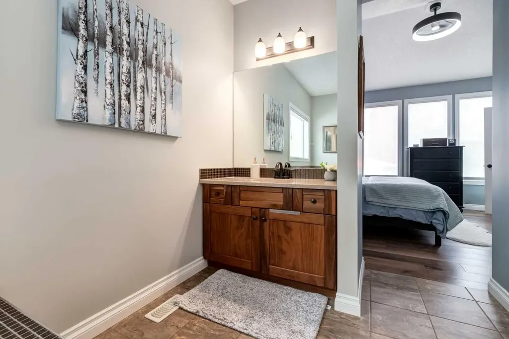 237 Aspenmere Circle Chestermere AB T1X 0T6