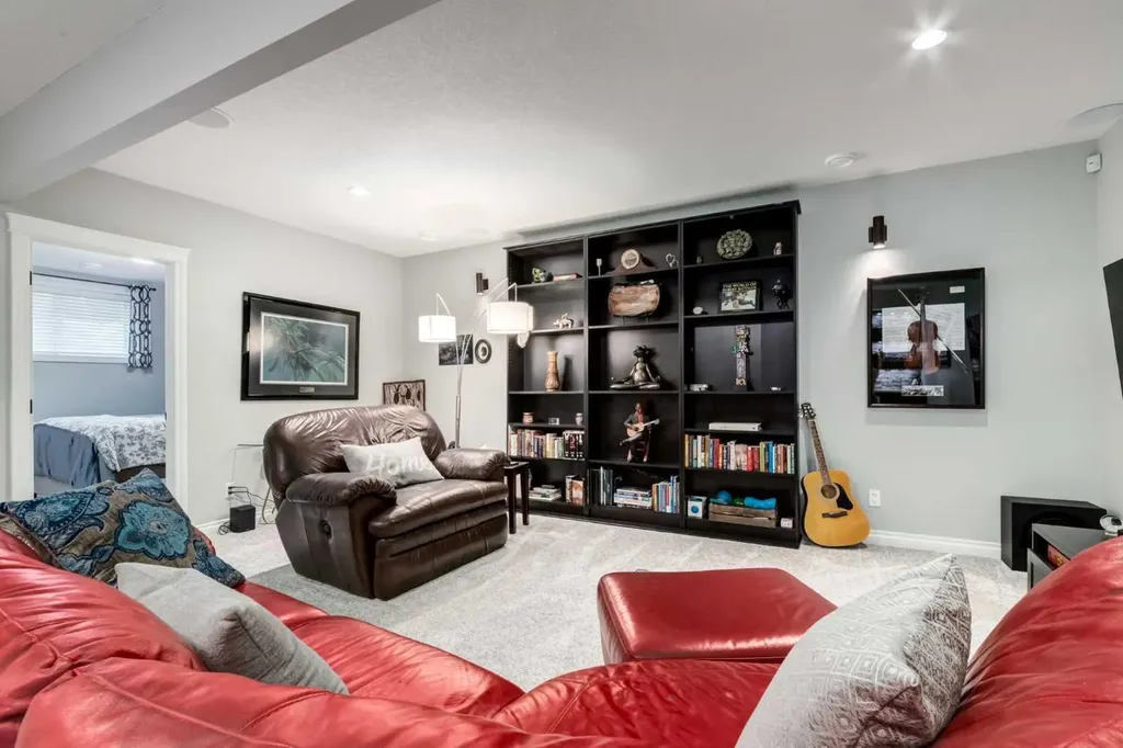 237 Aspenmere Circle Chestermere AB T1X 0T6