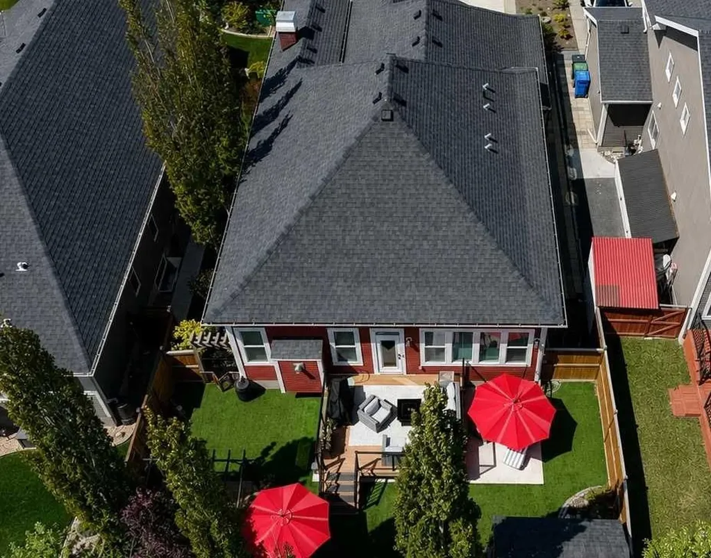 237 Aspenmere Circle Chestermere AB T1X 0T6