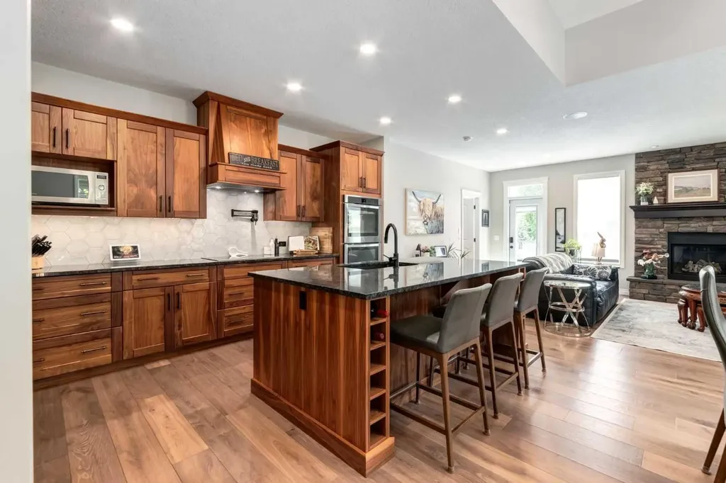 237 Aspenmere Circle Chestermere AB T1X 0T6