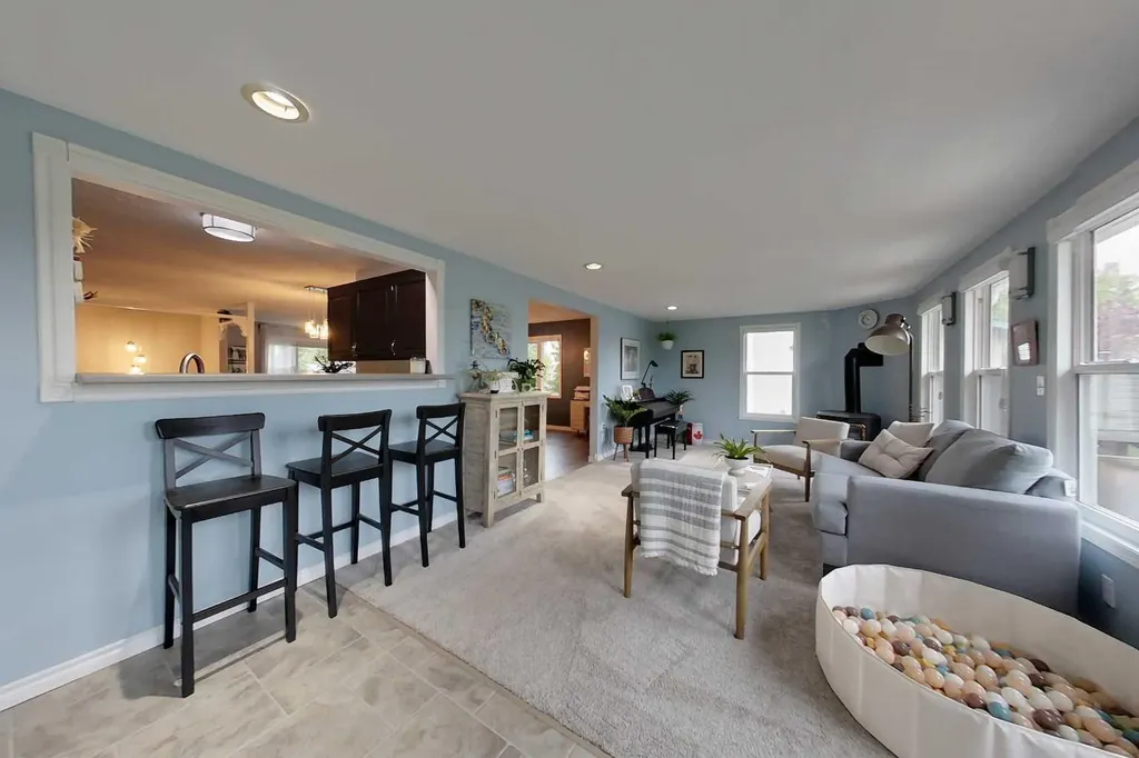 321 9 Street NE Slave Lake AB T0G 2A2
