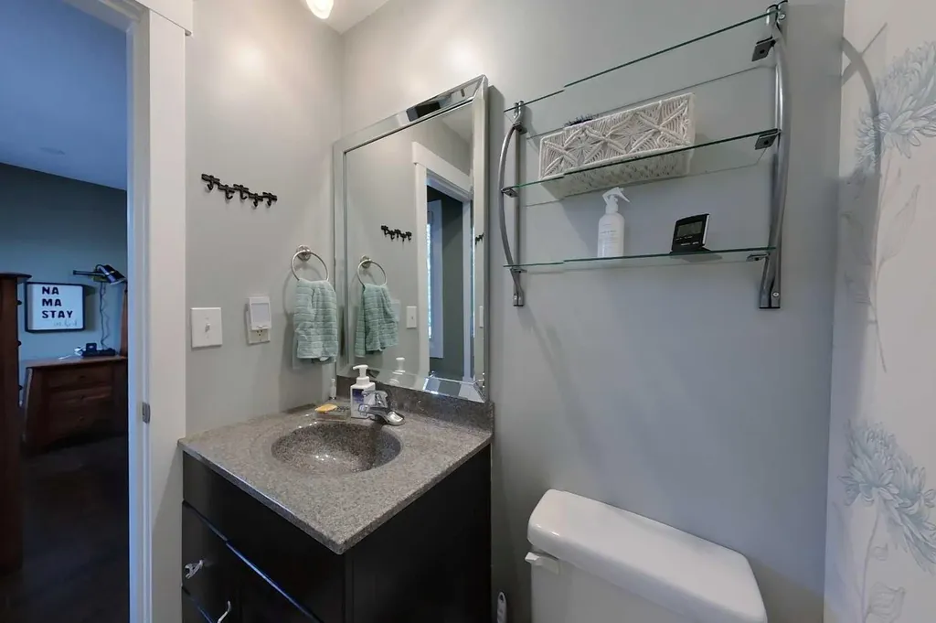 321 9 Street NE Slave Lake AB T0G 2A2