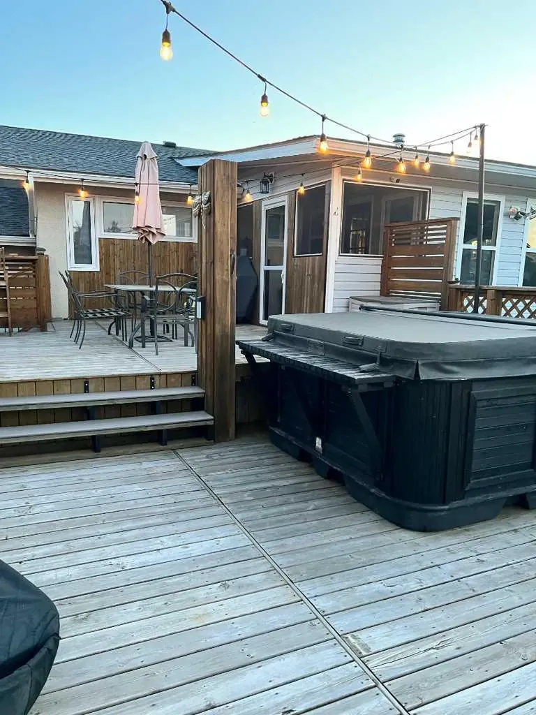 321 9 Street NE Slave Lake AB T0G 2A2