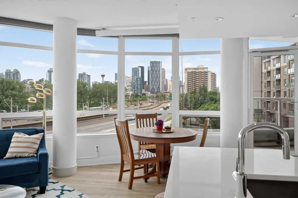 38 9 Street NE Calgary AB T2E 7X9