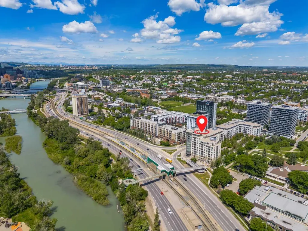 38 9 Street NE Calgary AB T2E 7X9