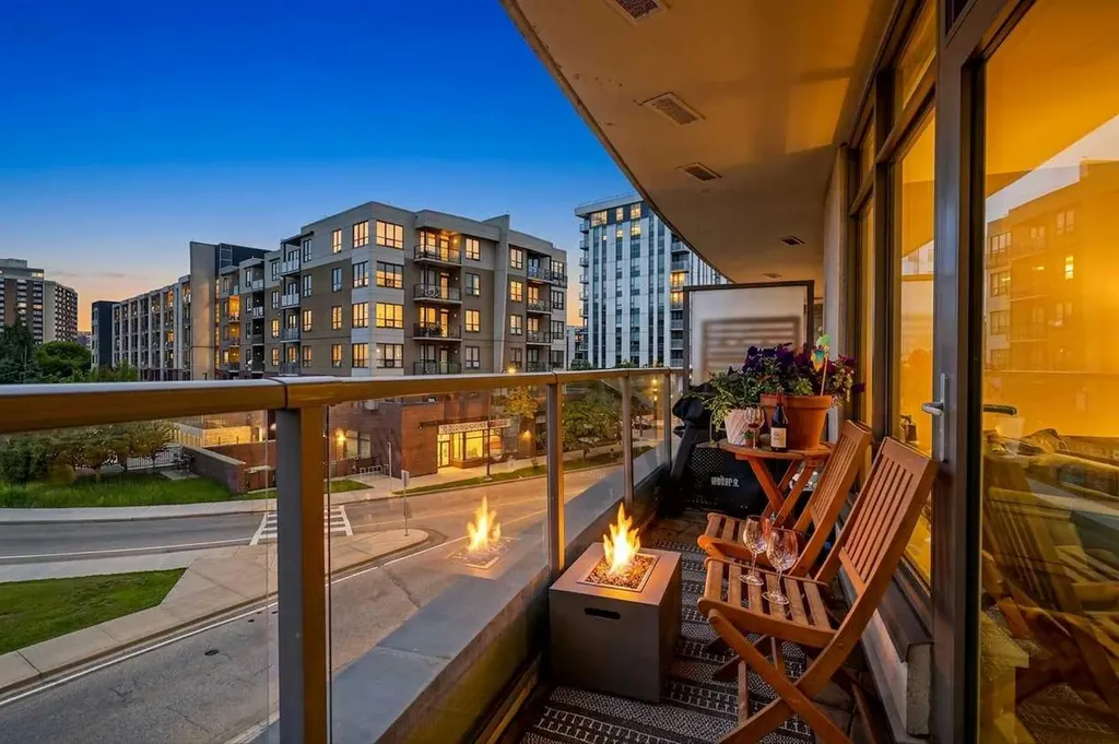 38 9 Street NE Calgary AB T2E 7X9