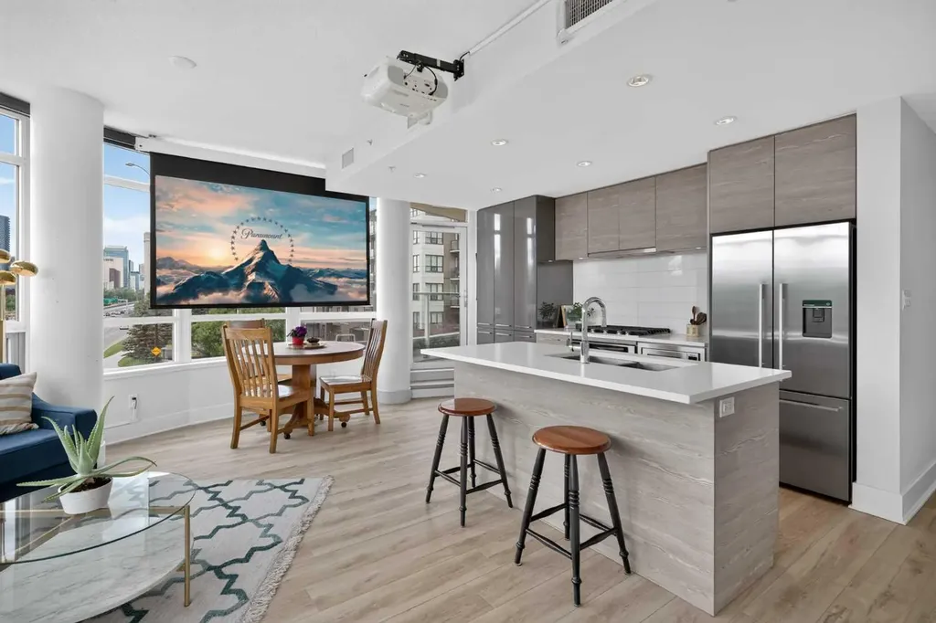 38 9 Street NE Calgary AB T2E 7X9