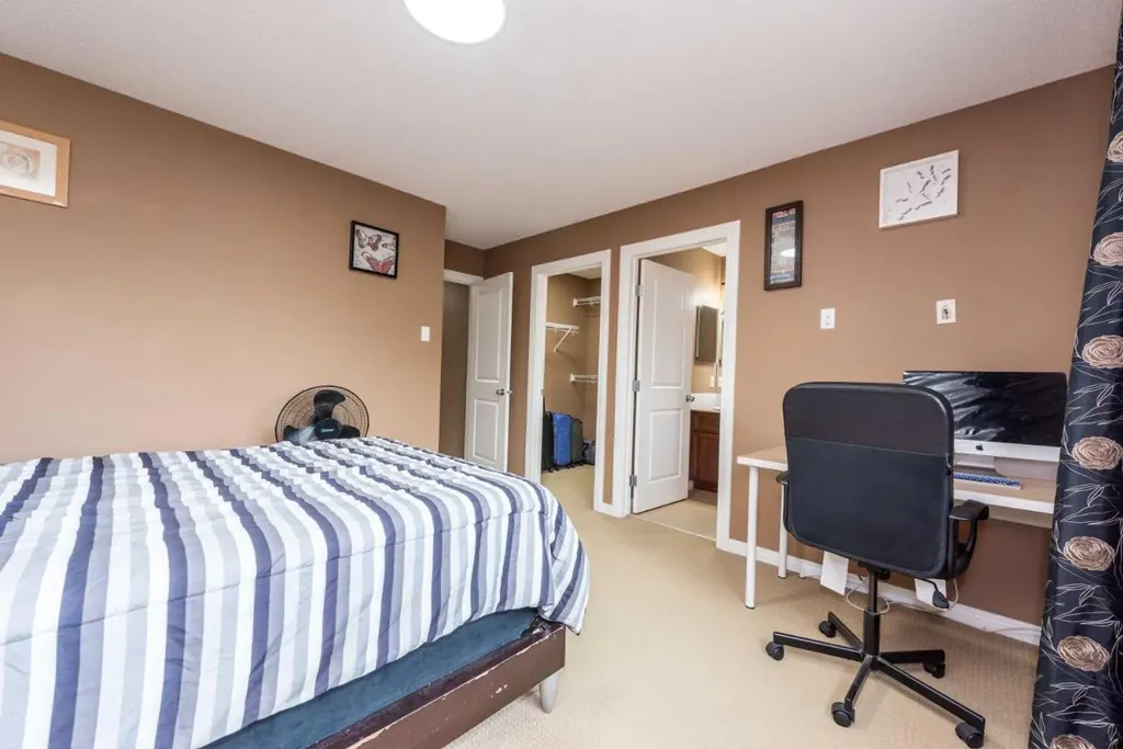 212 Panatella Drive NW Calgary AB T3K0T4