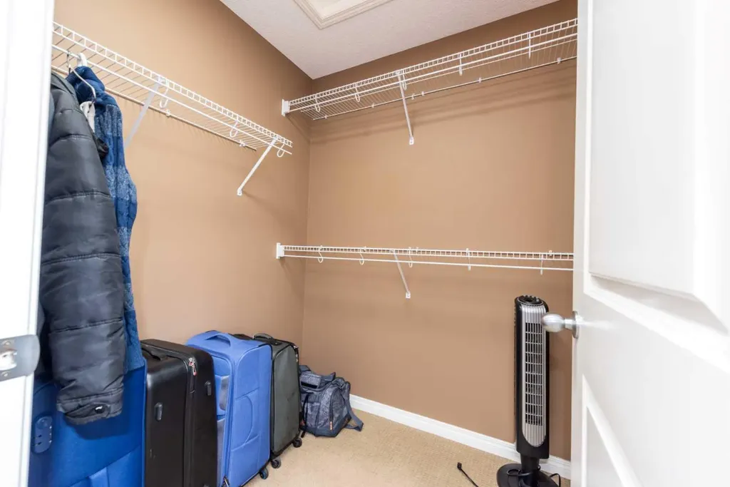212 Panatella Drive NW Calgary AB T3K0T4