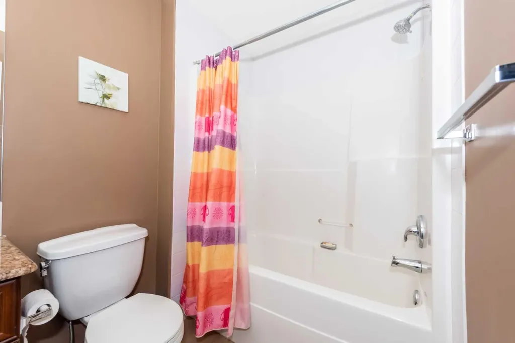 212 Panatella Drive NW Calgary AB T3K0T4