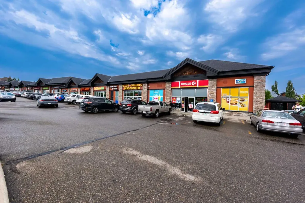 212 Panatella Drive NW Calgary AB T3K0T4