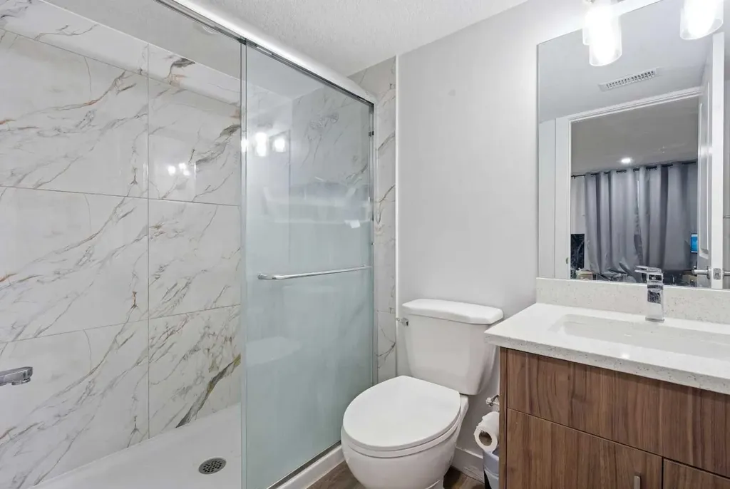 212 Panatella Drive NW Calgary AB T3K0T4