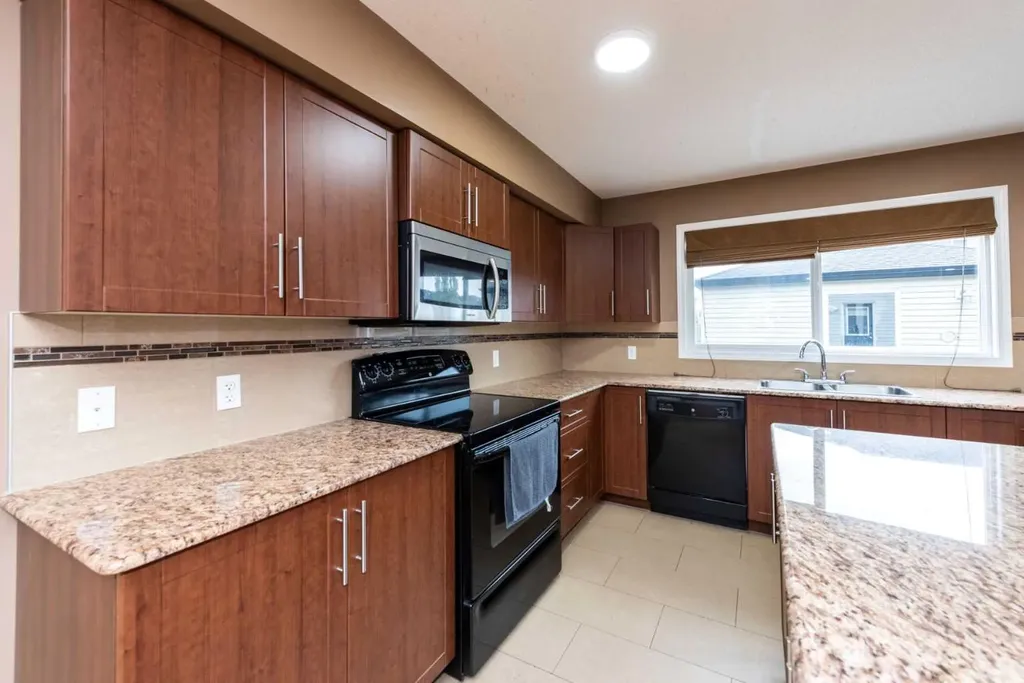 212 Panatella Drive NW Calgary AB T3K0T4