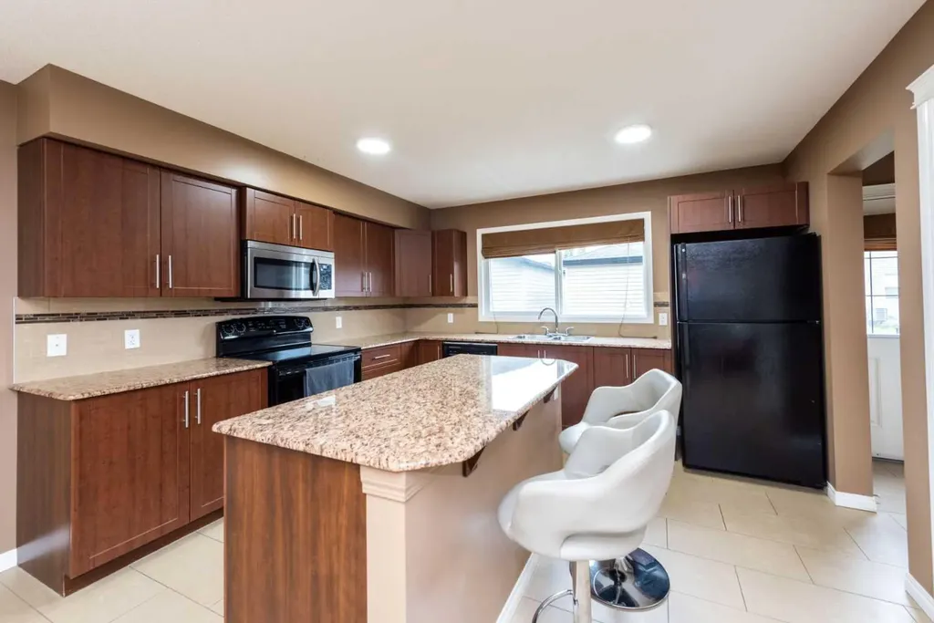 212 Panatella Drive NW Calgary AB T3K0T4