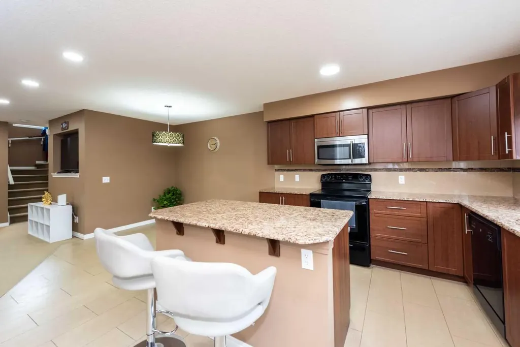 212 Panatella Drive NW Calgary AB T3K0T4