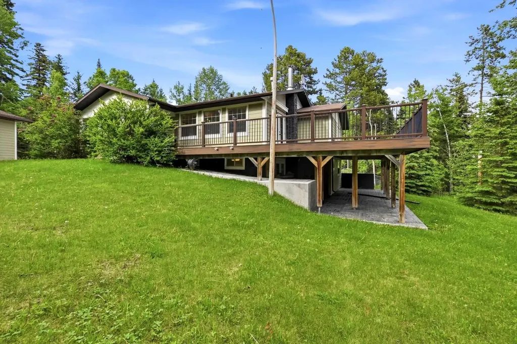 52 Woodlands Drive Rural Clearwater County AB T4T 2A4