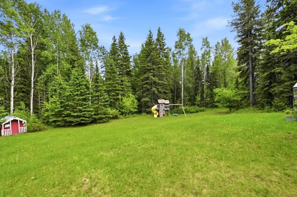 52 Woodlands Drive Rural Clearwater County AB T4T 2A4