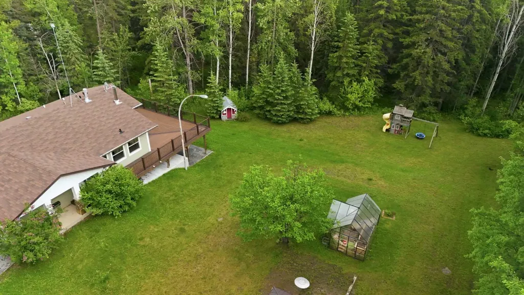52 Woodlands Drive Rural Clearwater County AB T4T 2A4