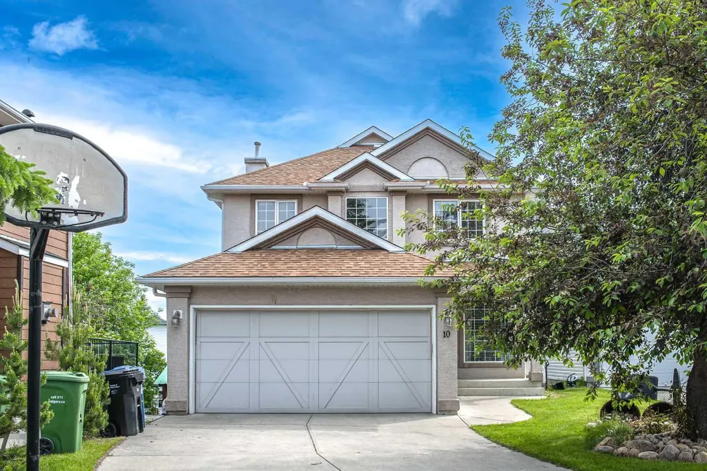 10 Somerset Court SW Calgary AB T2Y 3H4