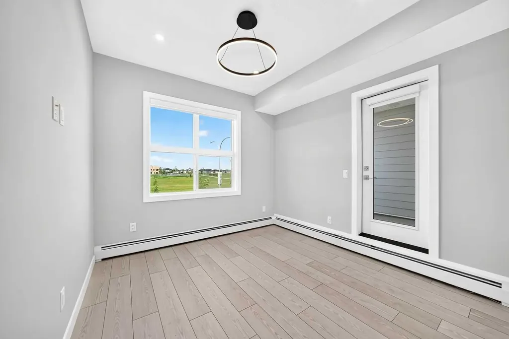 63 Corner Glen Crescent NE Calgary AB T3N2R6