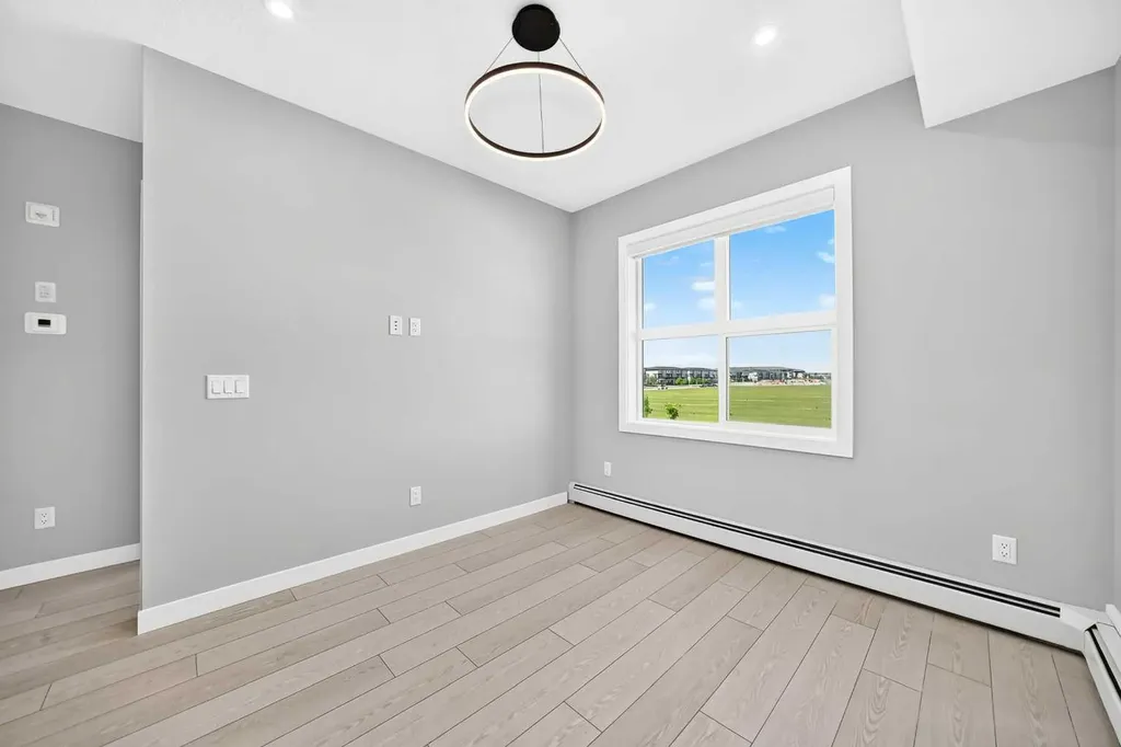 63 Corner Glen Crescent NE Calgary AB T3N2R6
