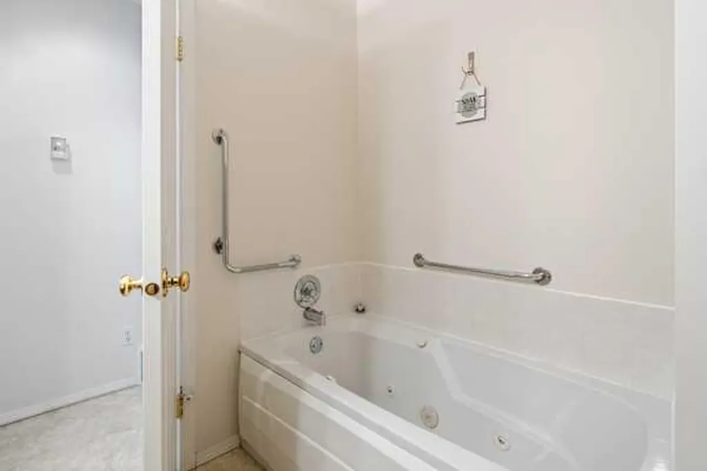 303A Centre Street N Sundre AB T0M 1X0
