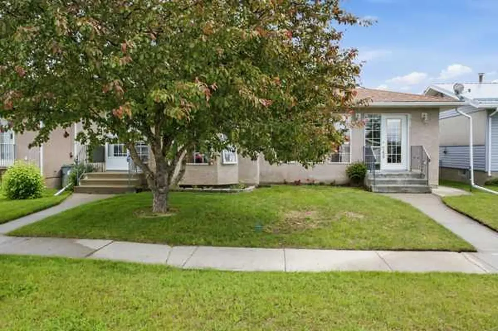 303A Centre Street N Sundre AB T0M 1X0