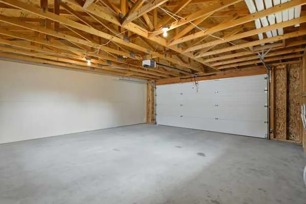 303A Centre Street N Sundre AB T0M 1X0