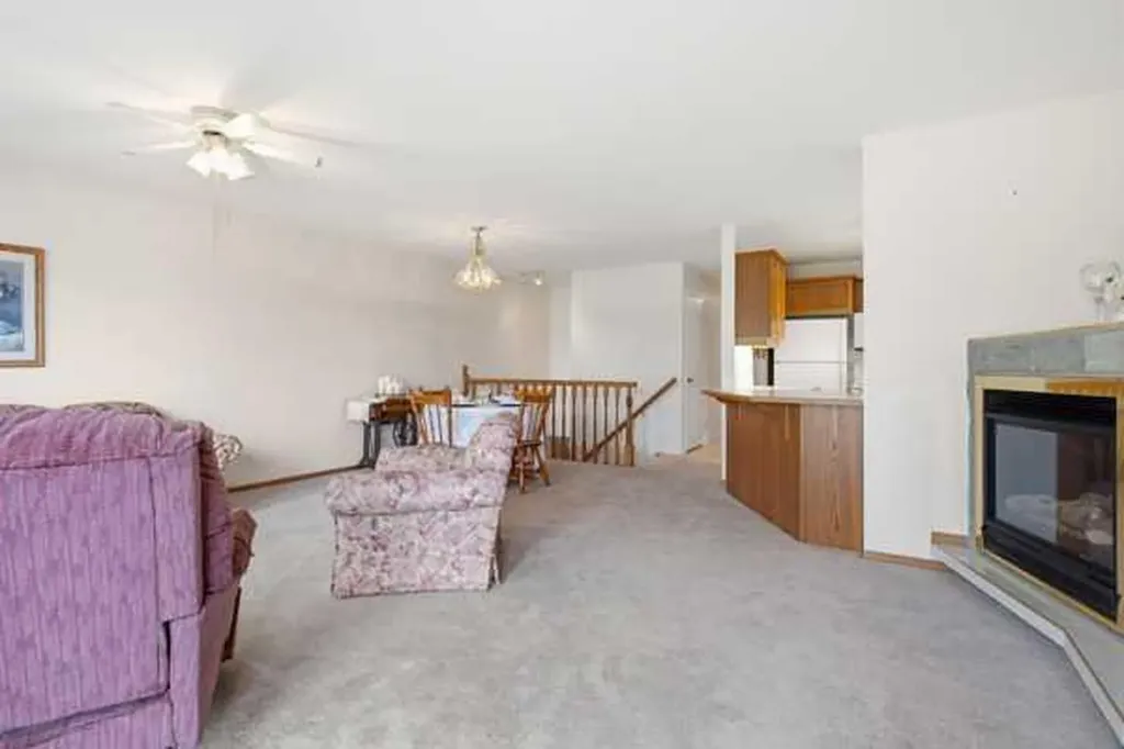 303A Centre Street N Sundre AB T0M 1X0