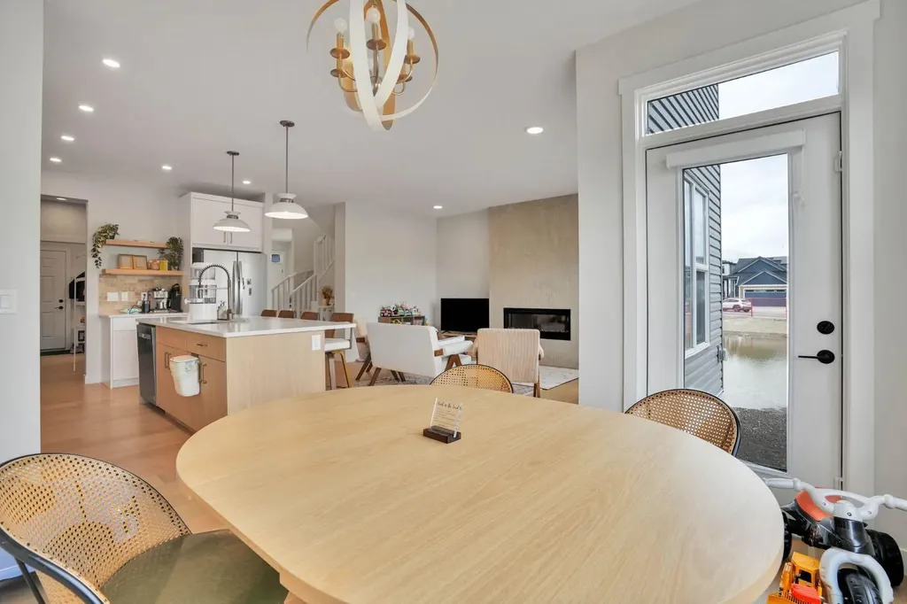101 Wolf Hollow Terrace SE Calgary AB T2X6C5