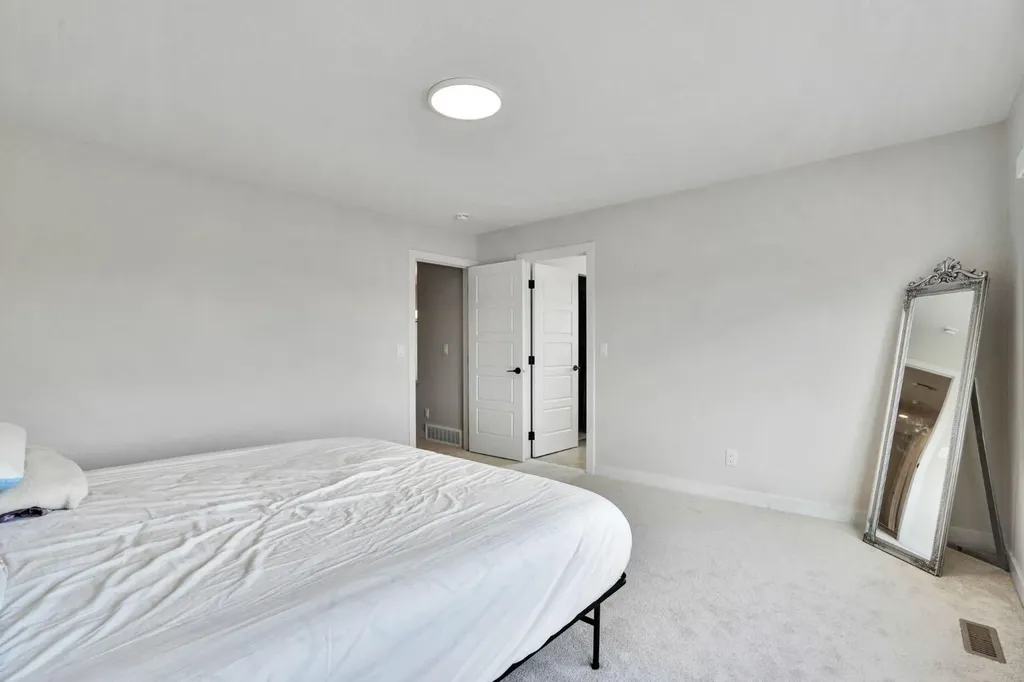 101 Wolf Hollow Terrace SE Calgary AB T2X6C5